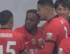 九游娱乐-赛地聚焦——中超窗口期热度飙升，费耶诺德绝杀压哨，压力陡增，赛季目标并未改变(足坛最新转会一览表)