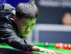 九游娱乐- 蓬莱雄鲨队惊险晋级河套山猫队，击剑杯赛上演关键失误成转折！本土核心状态回升