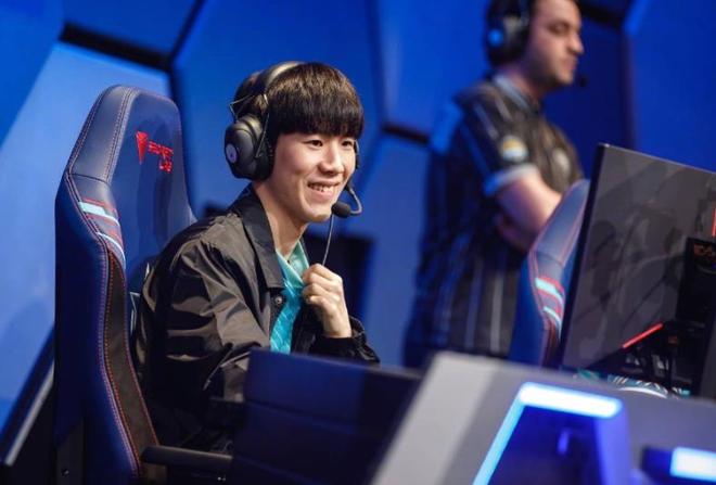 九游娱乐-TheShy新星出色防守表现惊艳,公牛未来可期!的简单介绍